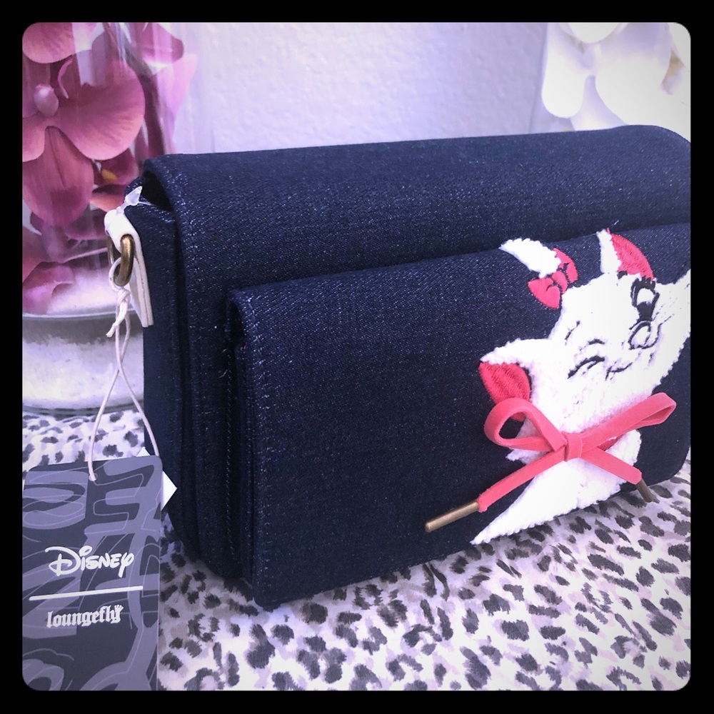 Loungefly crossbody purse